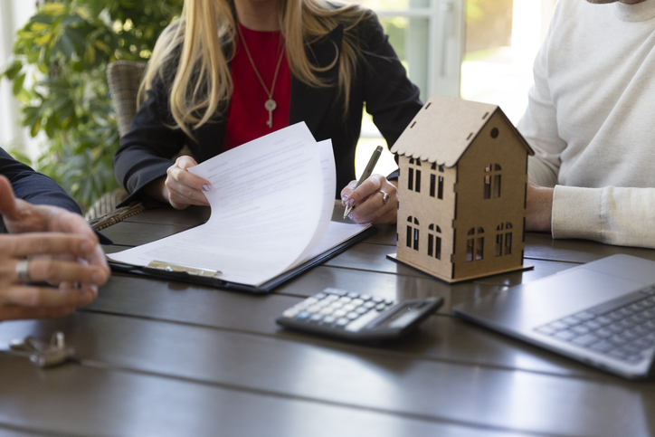 Installment Sale: What It Is and Tax Benefits